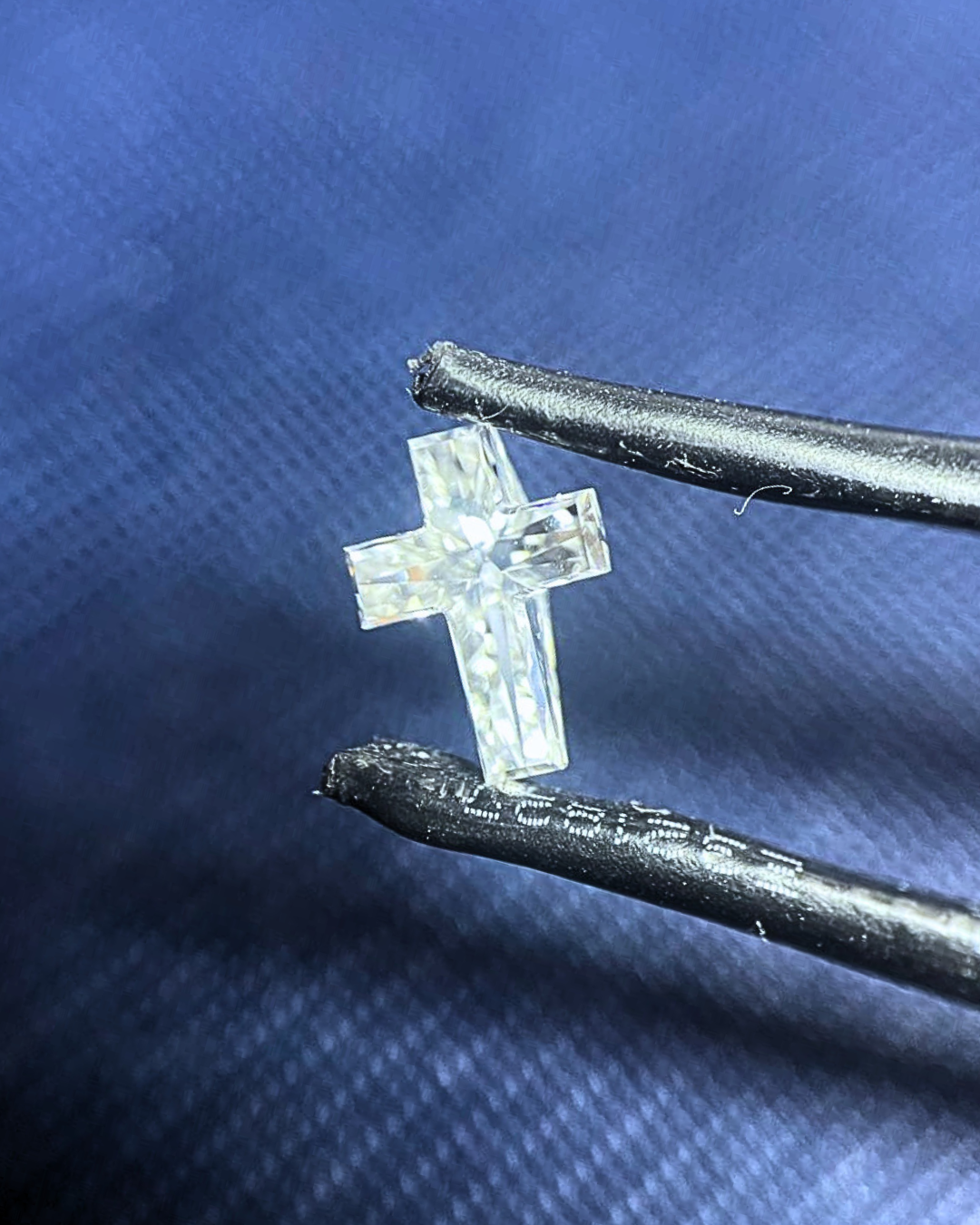 Lab-Grown Sparkle: Diamonds Without the Impact